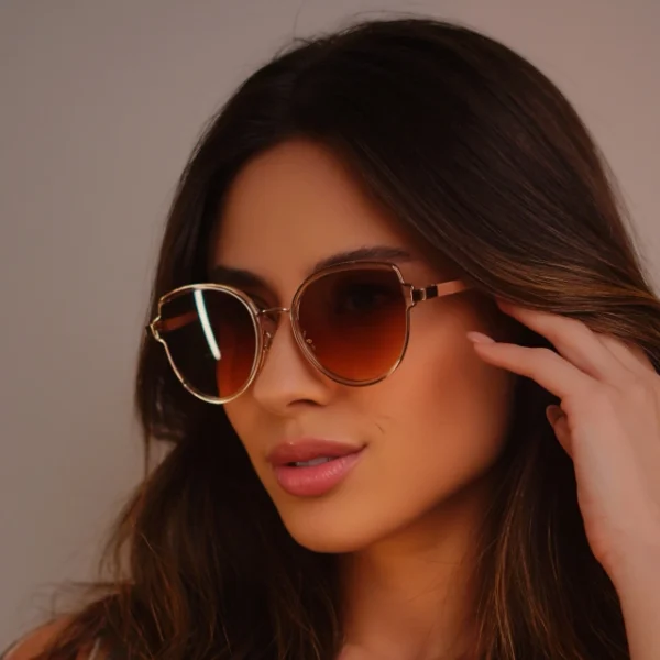 Óculos de Sol Feminino Redondo Gatinho Aila