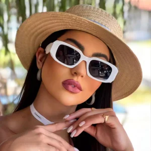 Óculos de Sol Retangular Blogueira Diamond - Branco